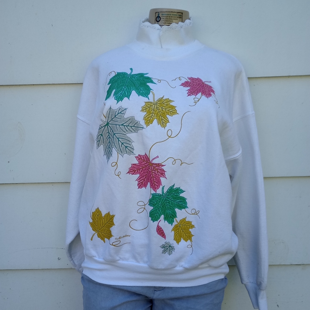 Vintage 80s Fall Leaves Mock Neck Sweatshirt